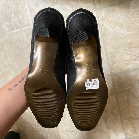 Rusty Lopez Black semi pointed shoes in size 8 - Picture 8 of 9